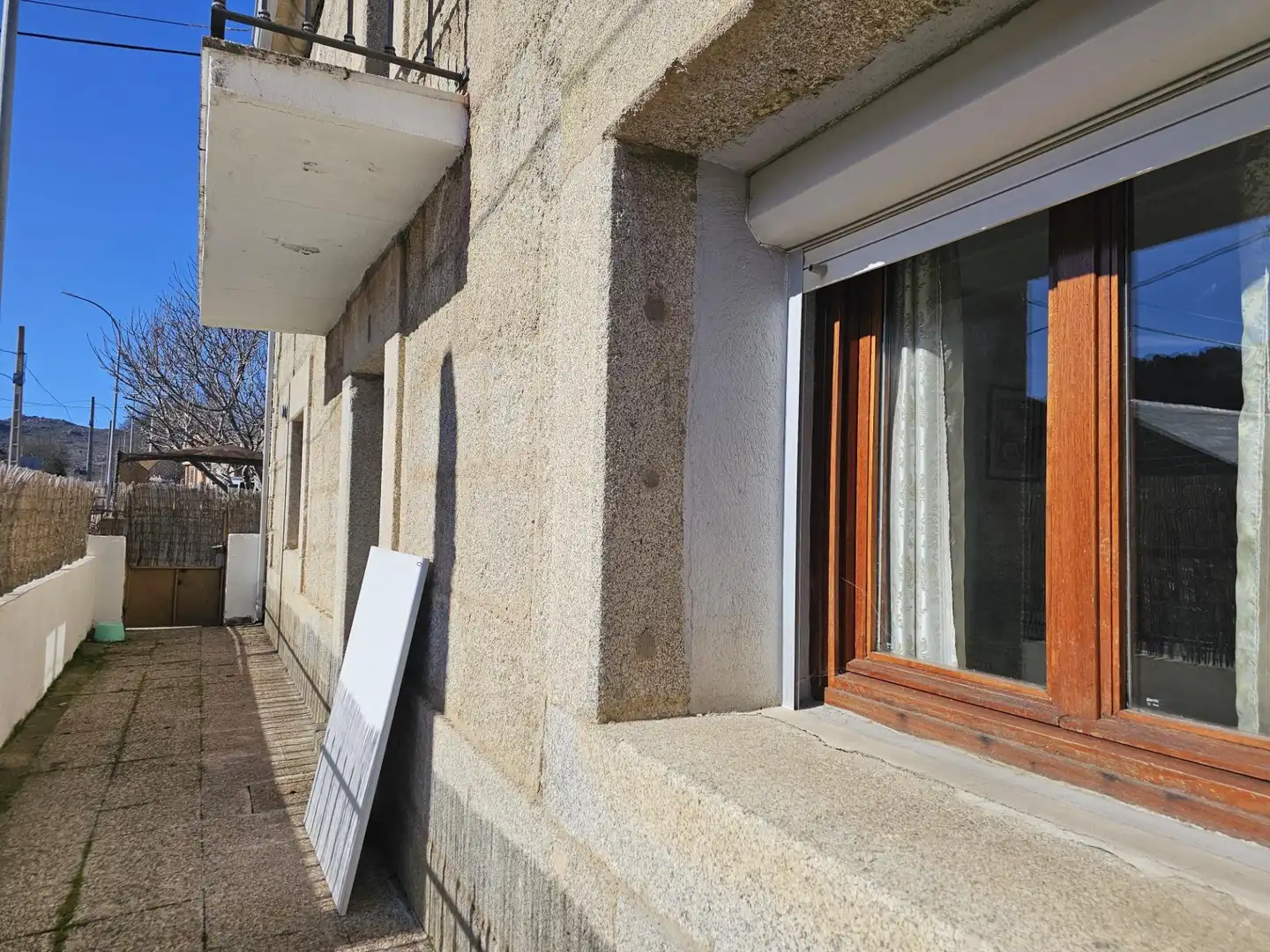 Vista exterior de Casa o xalet en venda en Navarredondilla amb Traster i Moblat