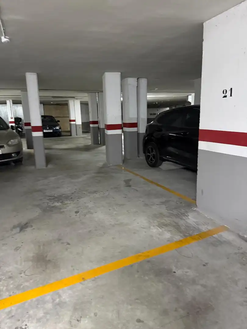 Parkplatz von Wohnung zur Miete in Murcia mit Klimaanlage, Heizung und Terrasse