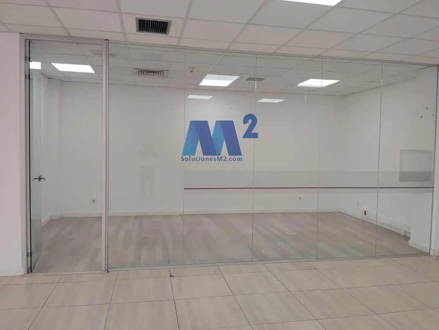 Office for rent in Rejas
