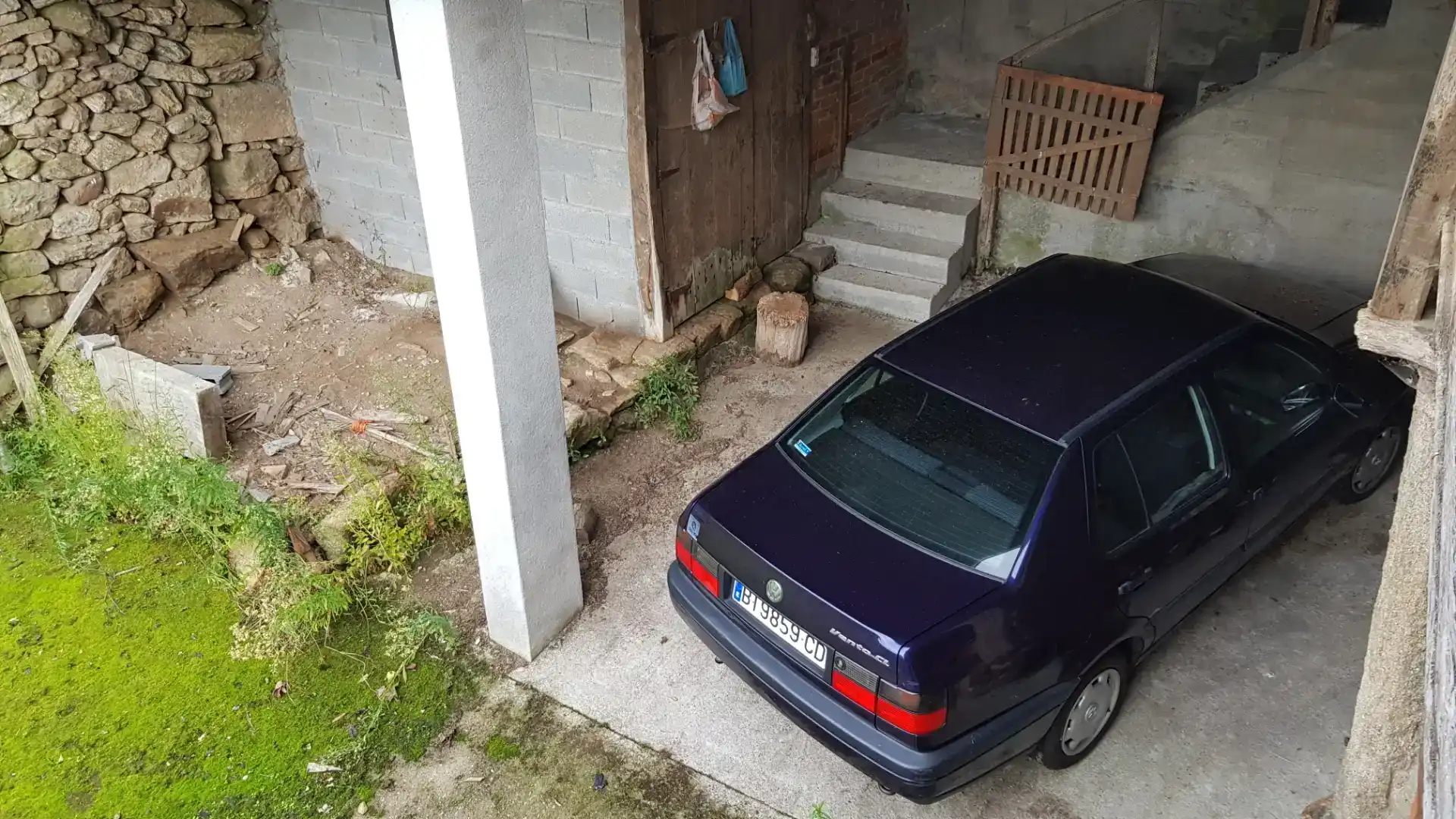 Aparcament de Casa o xalet en venda en Verea amb Balcó