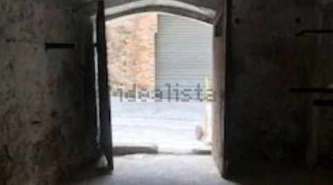 Local de 35 m² útiles, en venta en Manresa,  Barcelona.