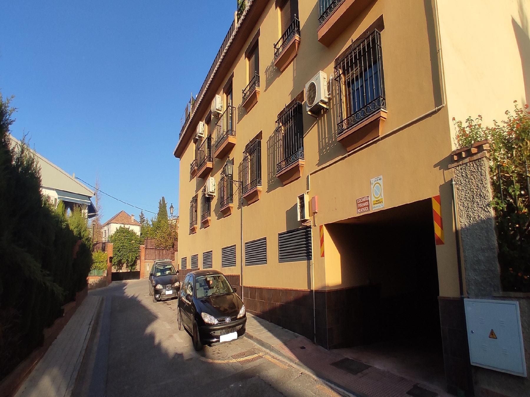 Außenansicht von Garage zum Verkauf in La Zubia