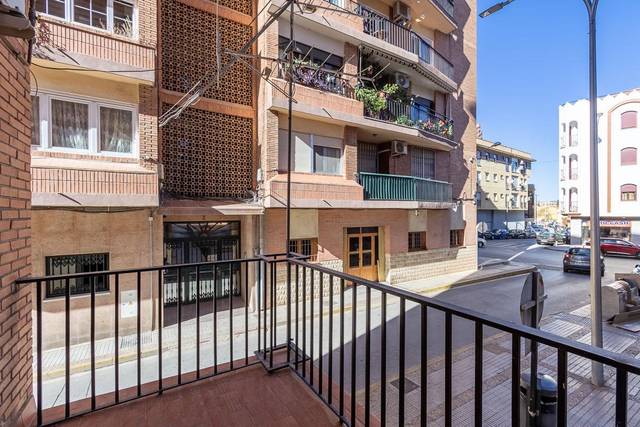 Piso en Venta en Guadix