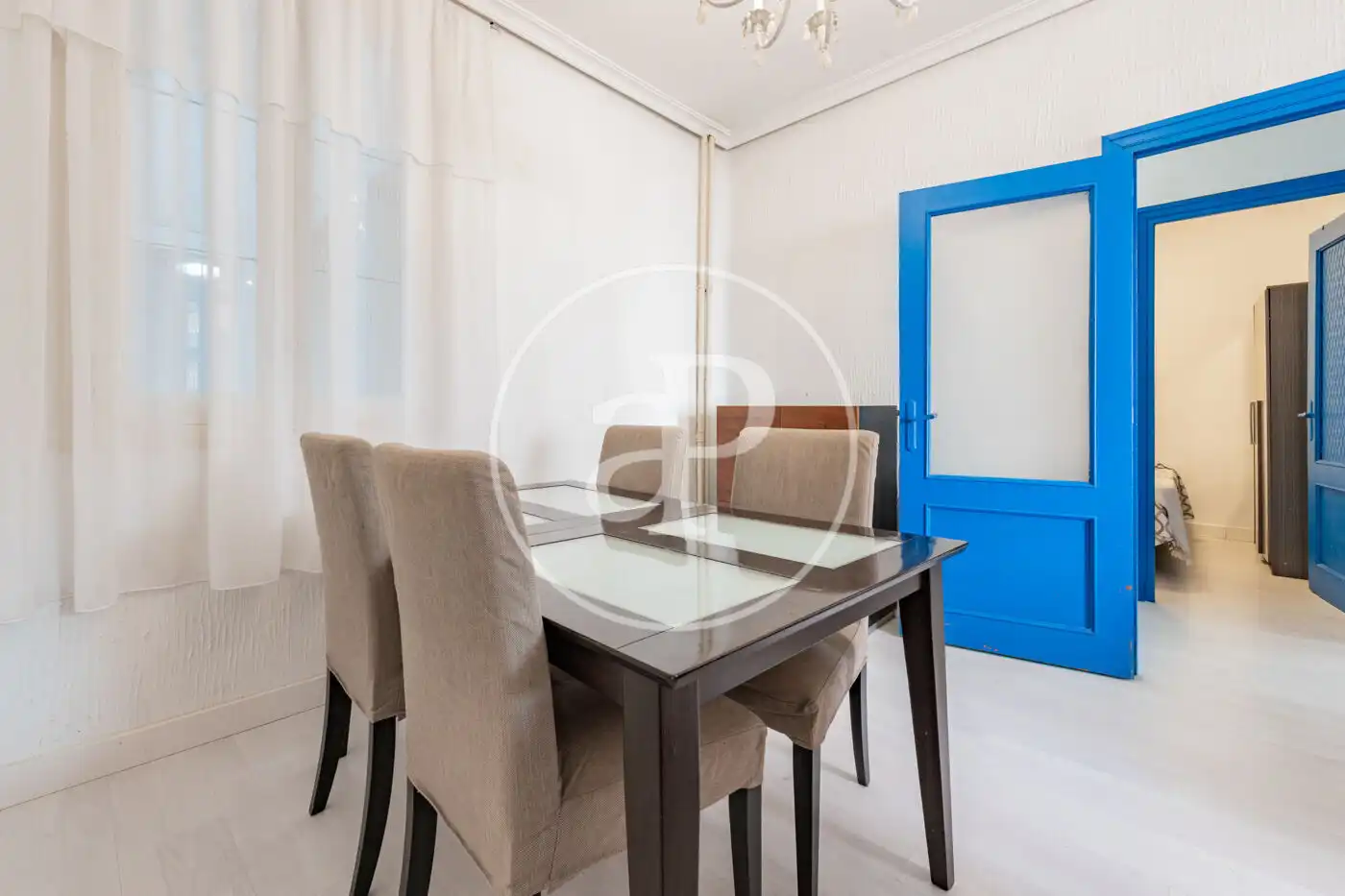 Comedor de Piso en venta en Madrid con Calefacción y Amueblado
