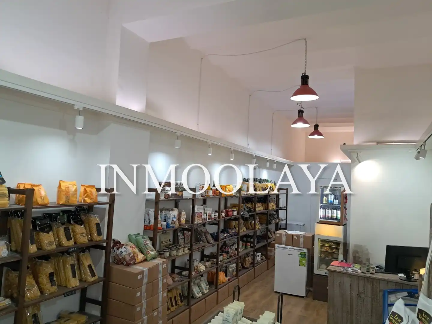 Local en traspaso en  Barcelona Capital con Amueblado