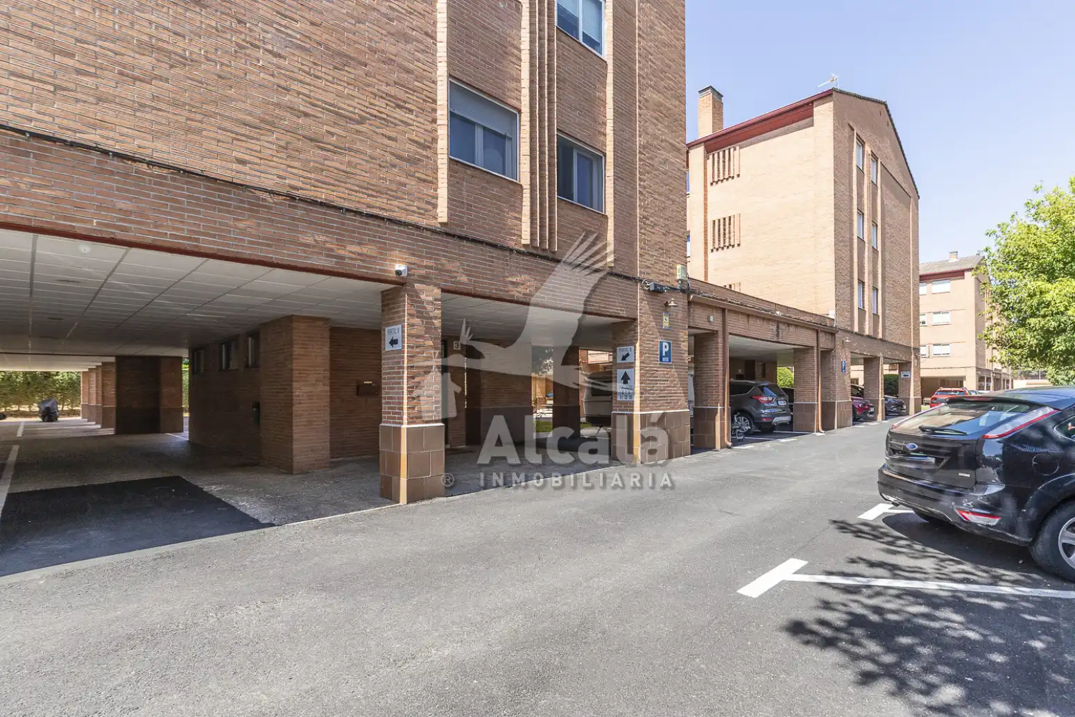 Parking of Flat for sale in Alcalá de Henares  with Heating