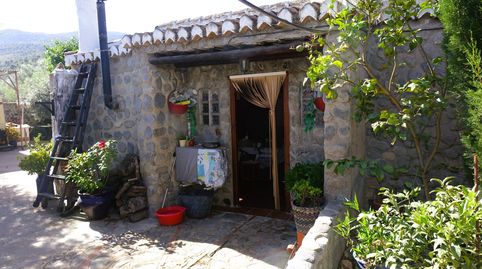 Chalet en venta en Polígonos, 4 dormitorios.