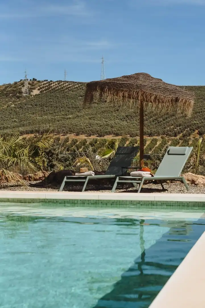 Schwimmbecken von Country house zum Verkauf in Álora mit Klimaanlage, Heizung und Privatgarten