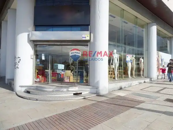 Local comercial en venda a Avenida Gran Via, imagen 3