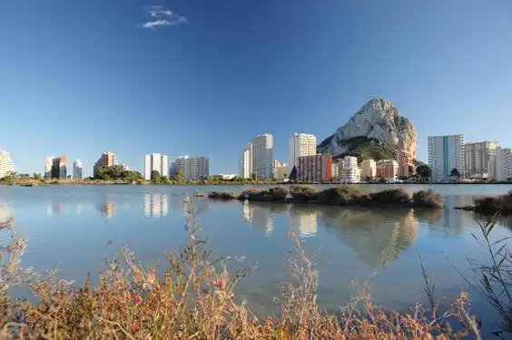 Vista exterior de Local en venda en Calpe / Calp