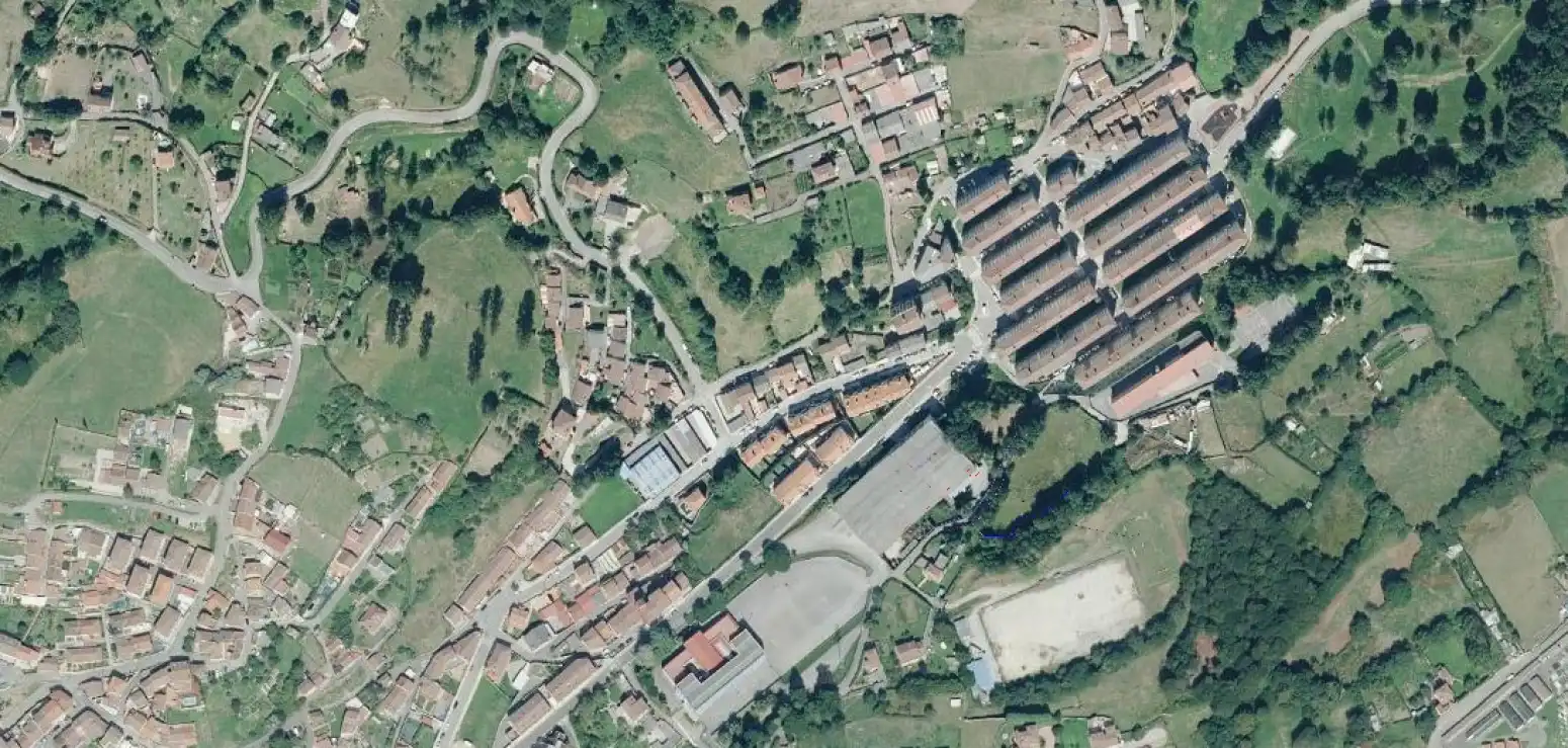 Terreno rustico in vendita a AVENIDA DE LA REGUERA 60