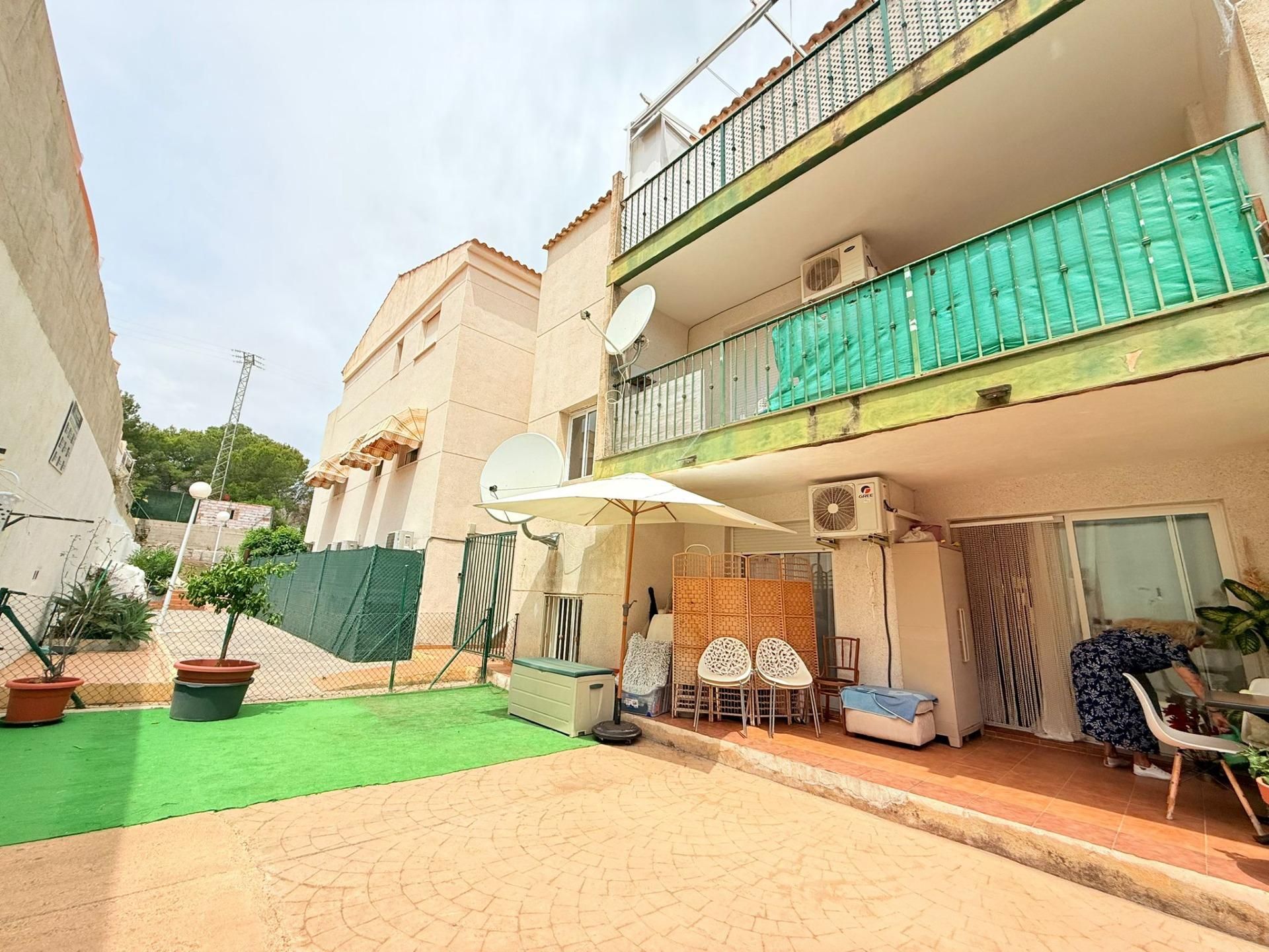 Exterior view of Flat for sale in L'Alfàs del Pi  with Private garden, Terrace and Community pool