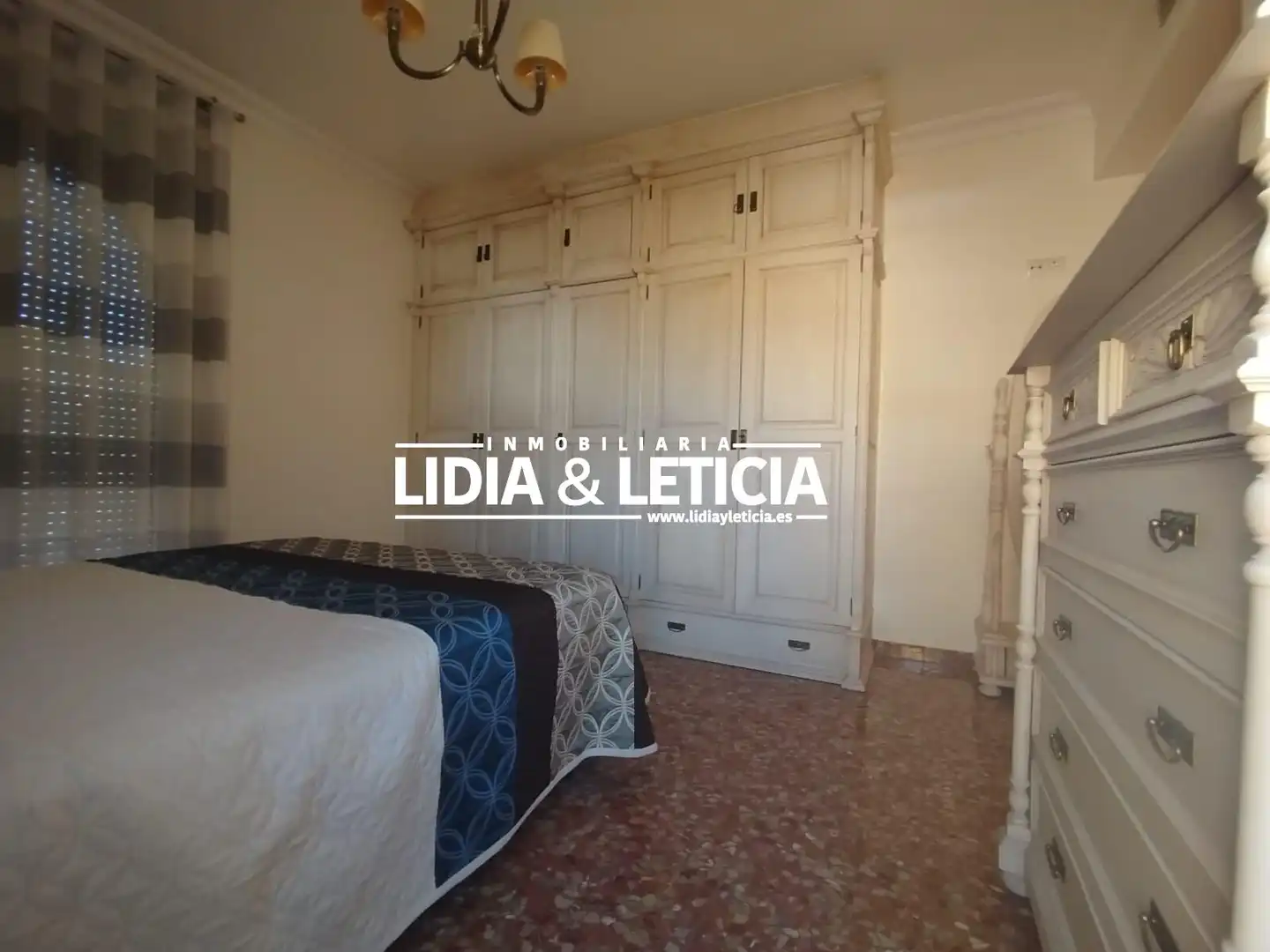 Dormitori de Casa o xalet en venda en Alcalá de Guadaira amb Aire condicionat i Traster