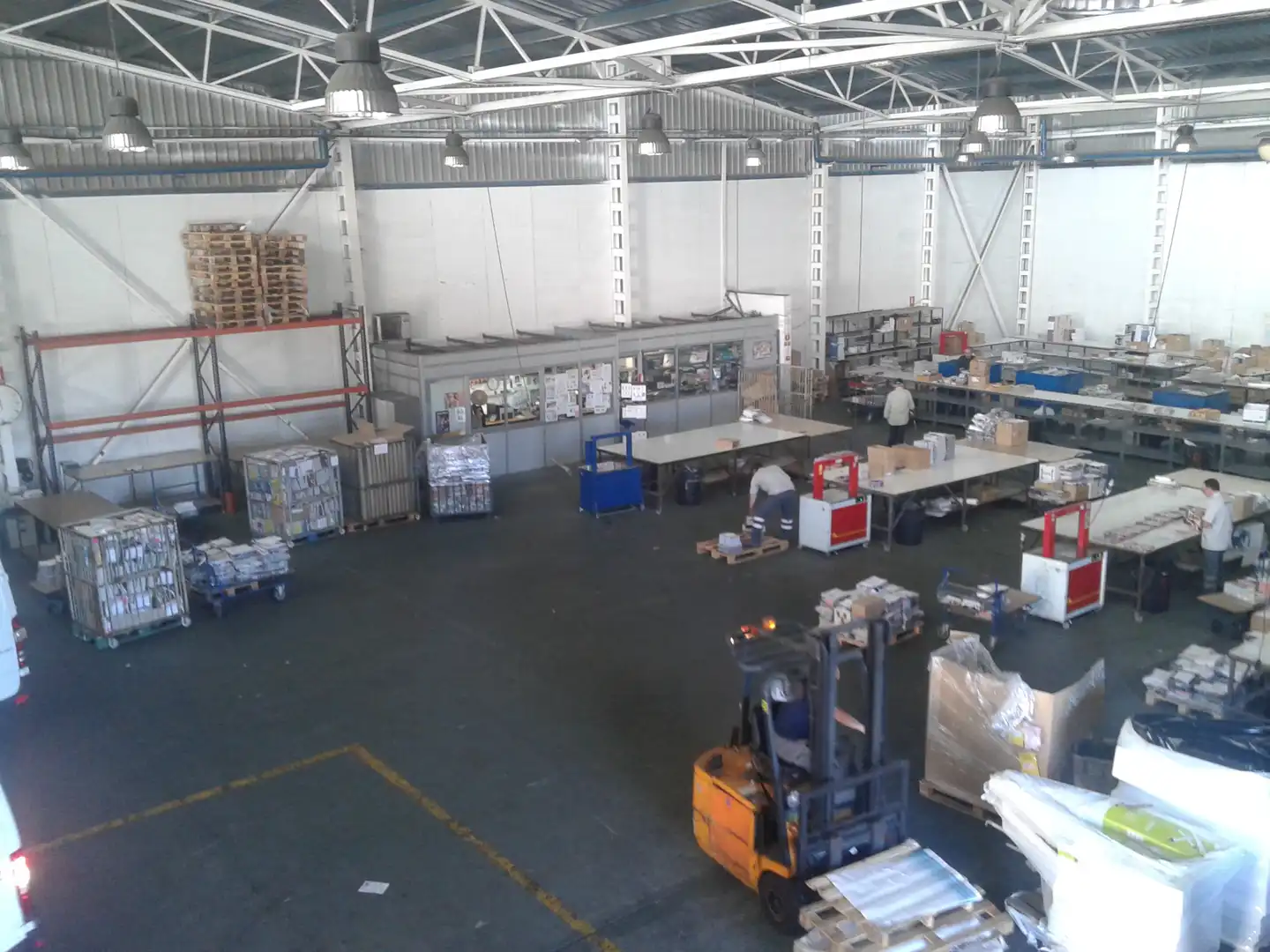 Nave industrial en venta en Viator con Calefacción y Alarma