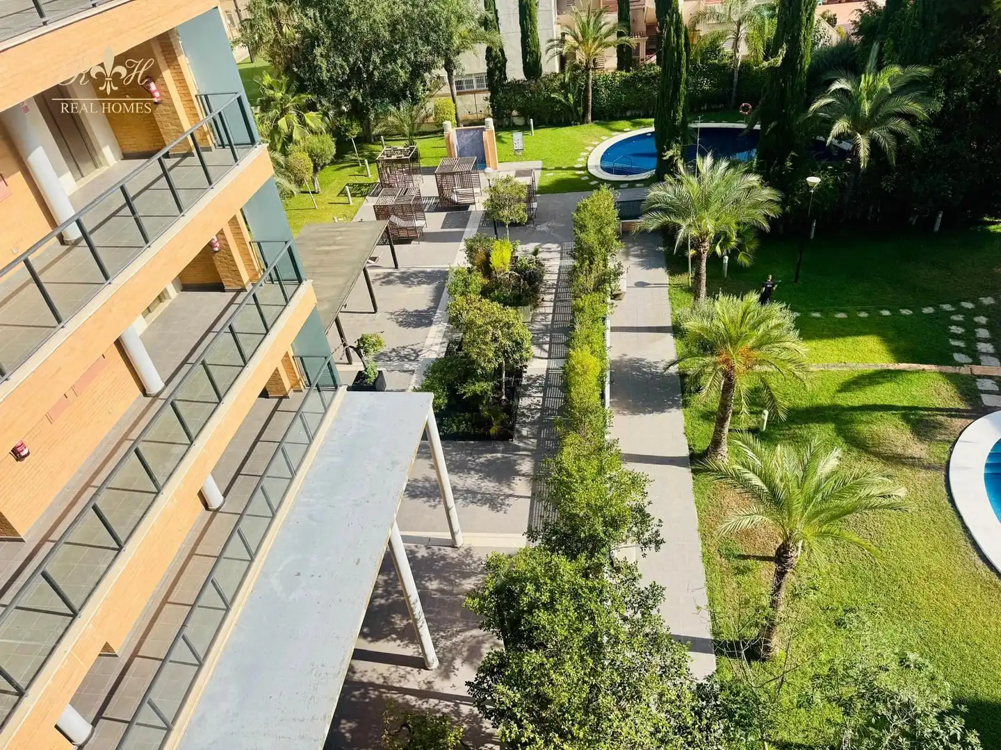 Terrasse von Dachboden zur Miete in L'Alfàs del Pi mit Klimaanlage, Terrasse und Schwimmbad