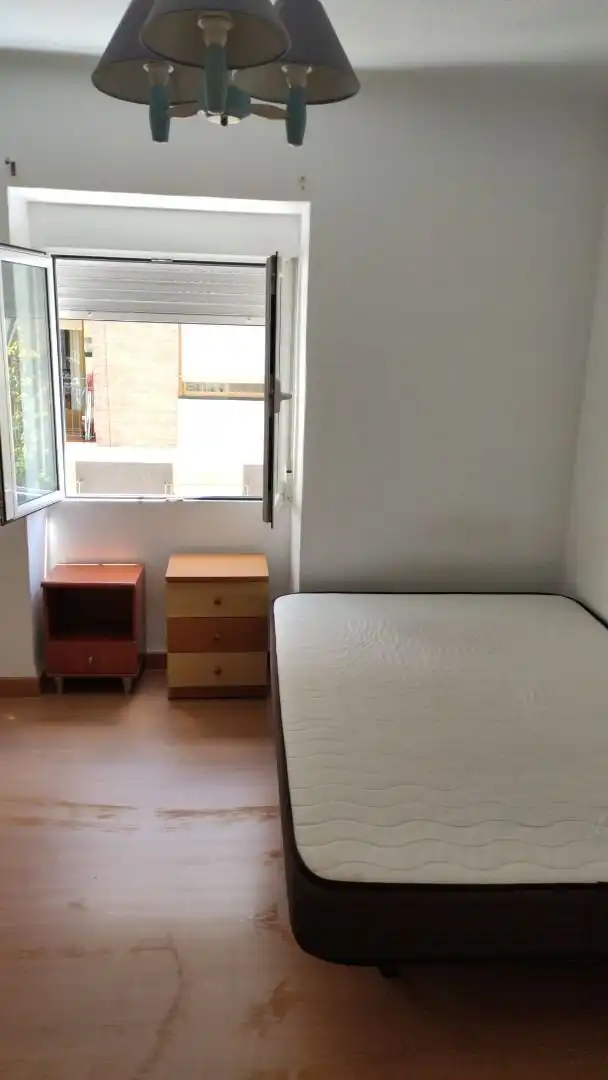 Habitación de Piso para compartir en San Vicente del Raspeig / Sant Vicent del Raspeig con Parquet, Amueblado y Lavadora