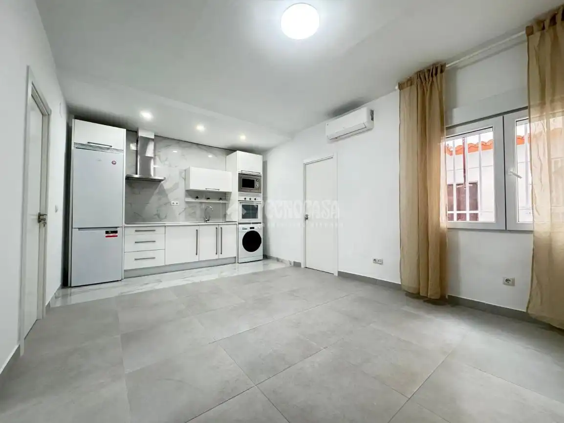 Kitchen of Flat for sale in Madrid  with Air Conditioner and Heating