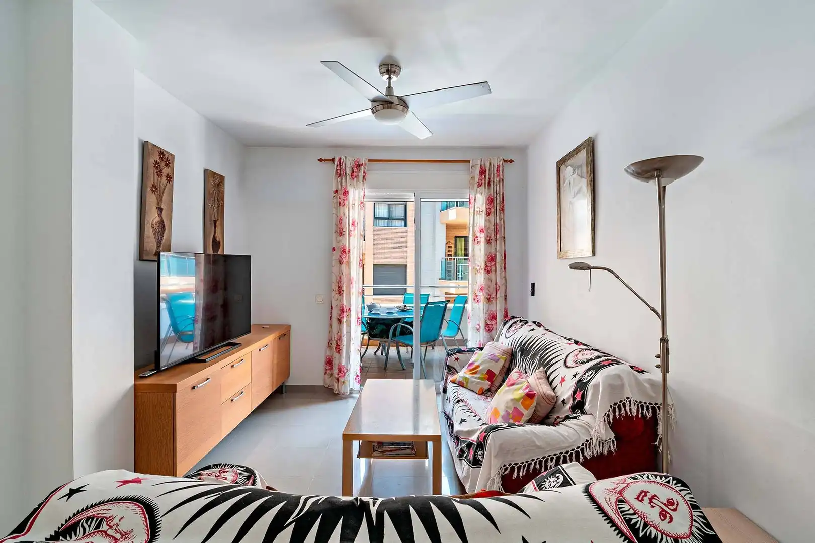 Living room of Flat for rent in Roquetas de Mar  with Air Conditioner, Heating and Private garden