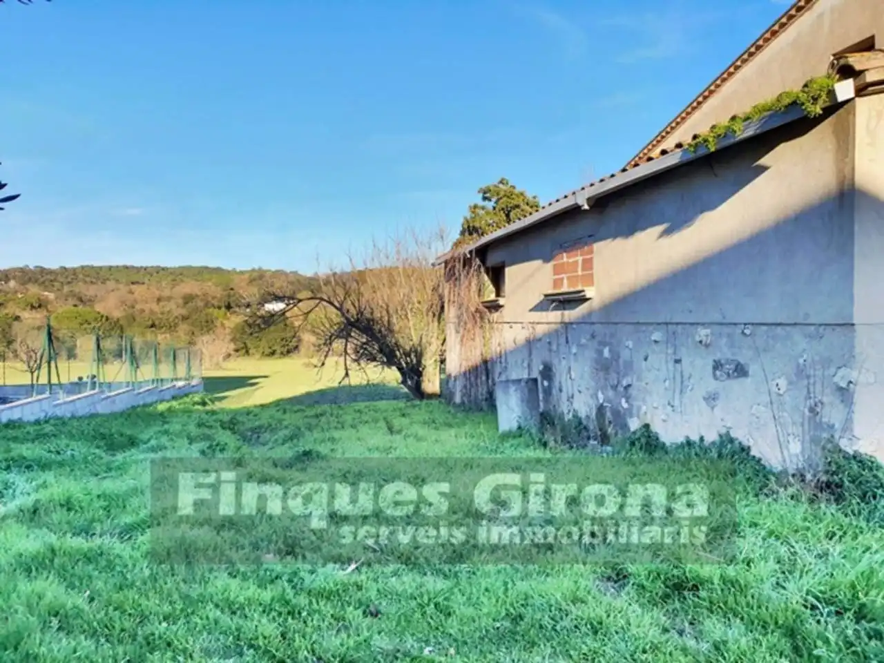 Houses for sale in Quart  with Private garden