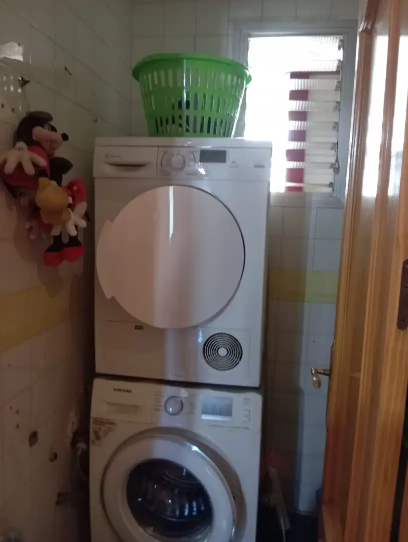 Bedroom of Flat for sale in Sevilla  with Air Conditioner, Private garden and Furnished