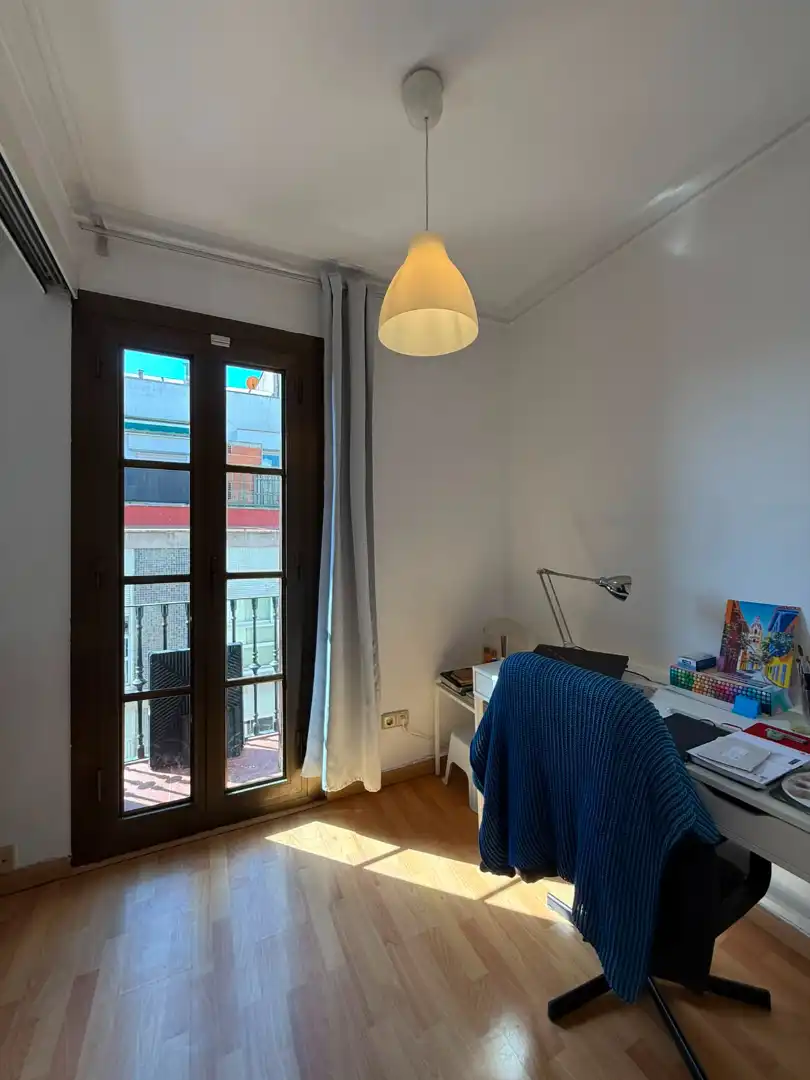 Terrassa de Pis en venda en Barcelona amb Calefacció, Forn i Balcó