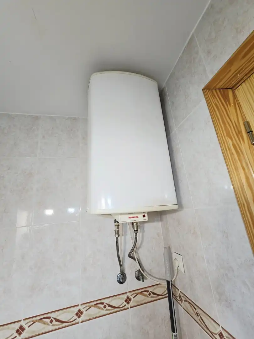Bany de Apartament en venda en Benidorm amb Aire condicionat, Moblat i Piscina comunitària