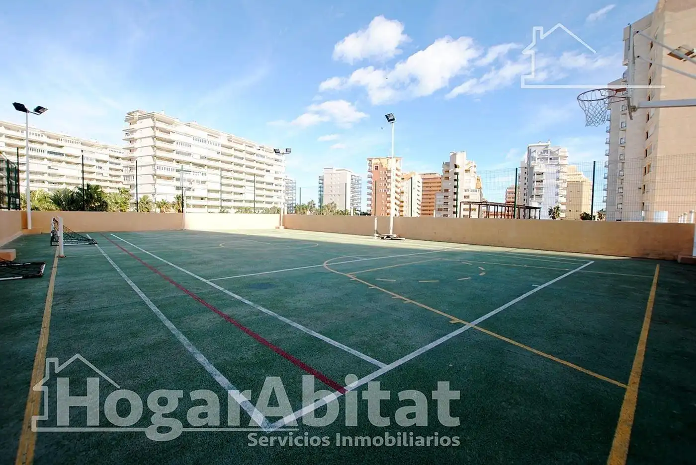 Parking de Apartamento en venta en Tavernes de la Valldigna con Terraza, Trastero y Balcón