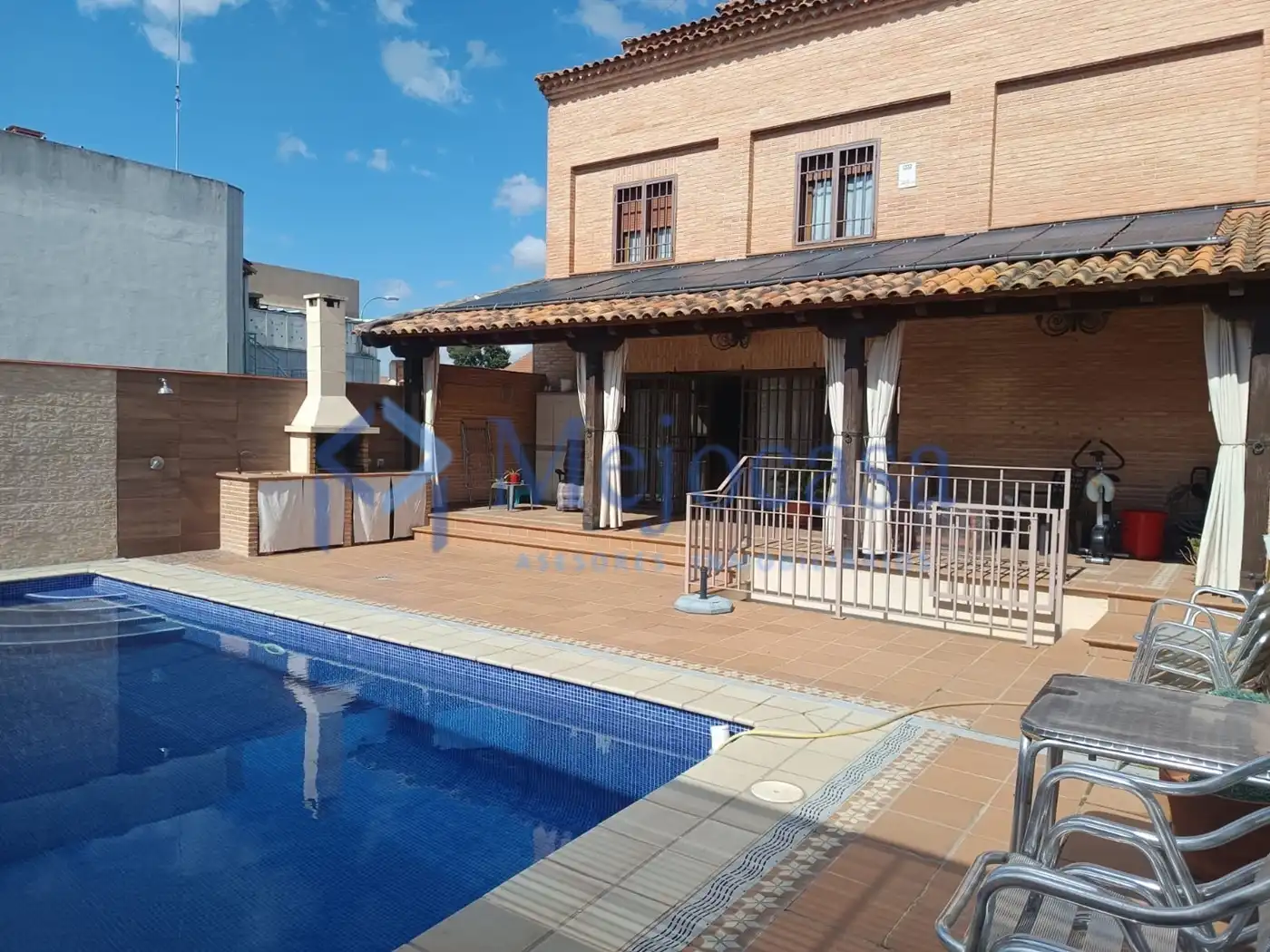 Piscina de Casa o chalet en venta en Valdemoro con Aire acondicionado, Calefacción y Jardín privado