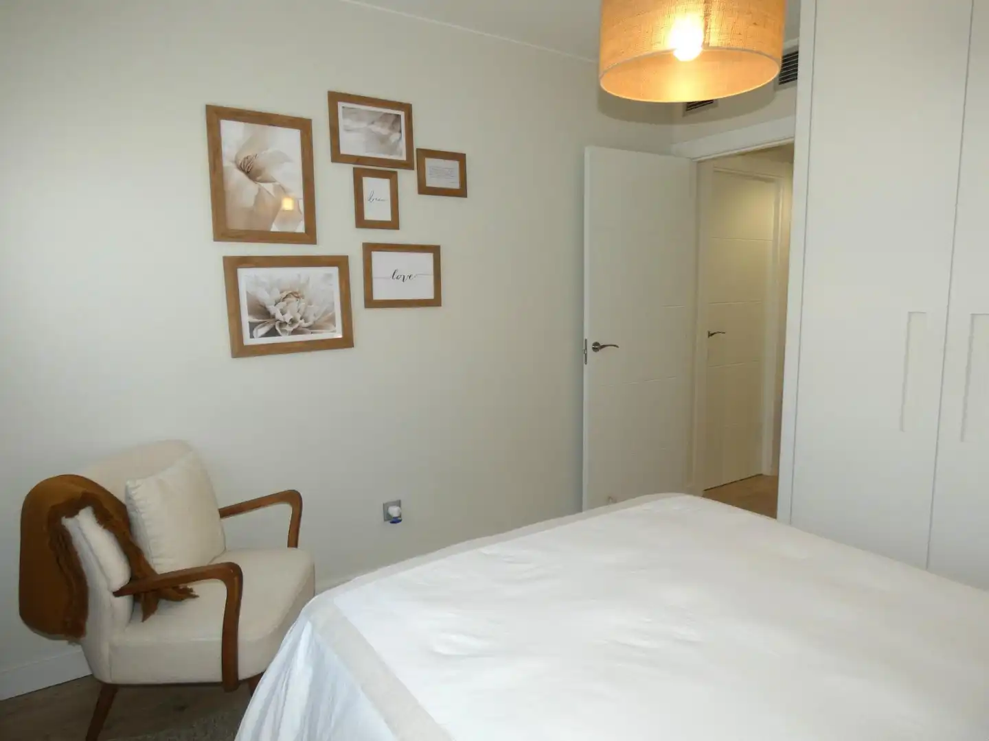 Bedroom of Detached homes for sale in Utebo  with Air Conditioner, Heating and Private garden