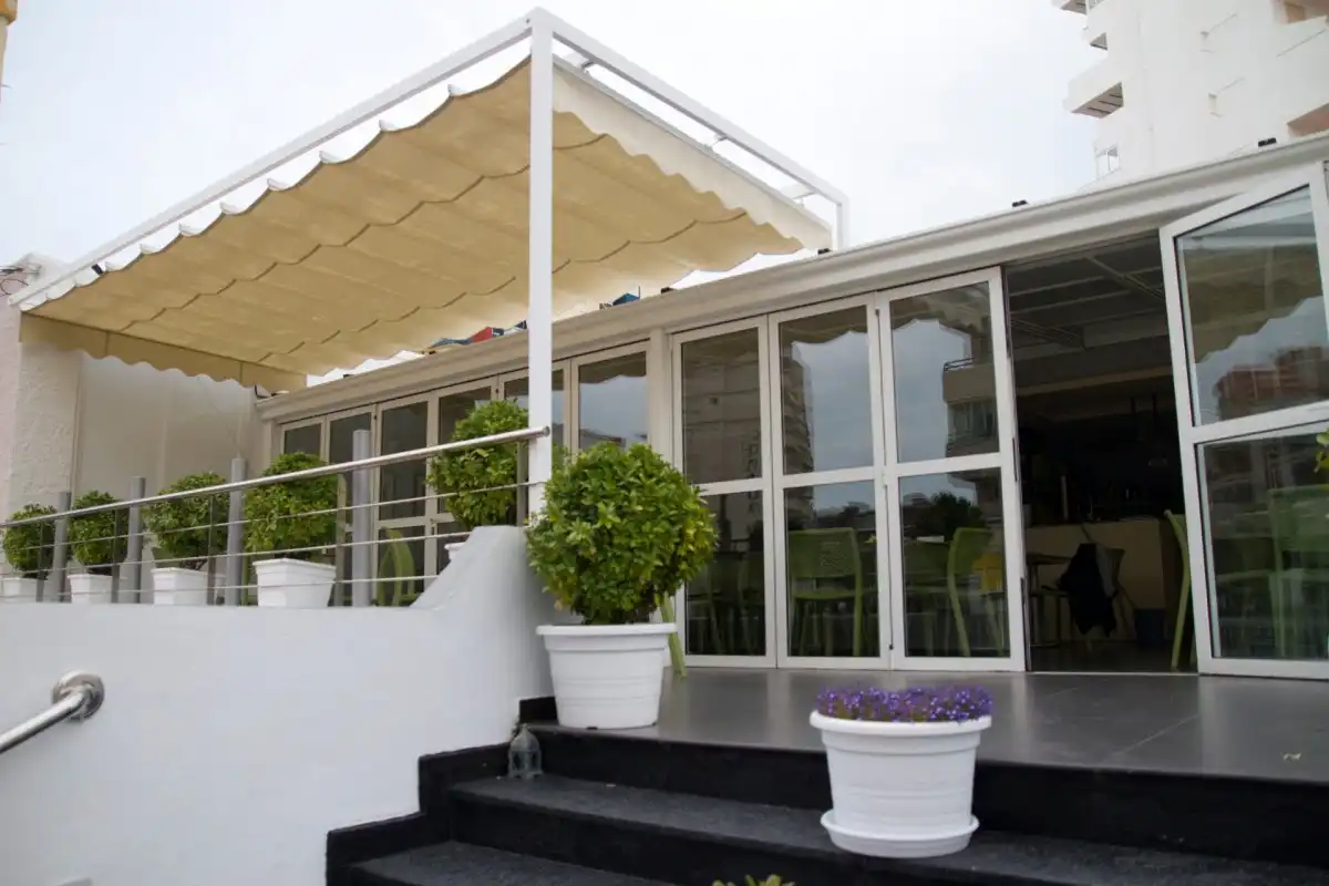Local comercial en venta en Calle castella-lleo de, imagen 3