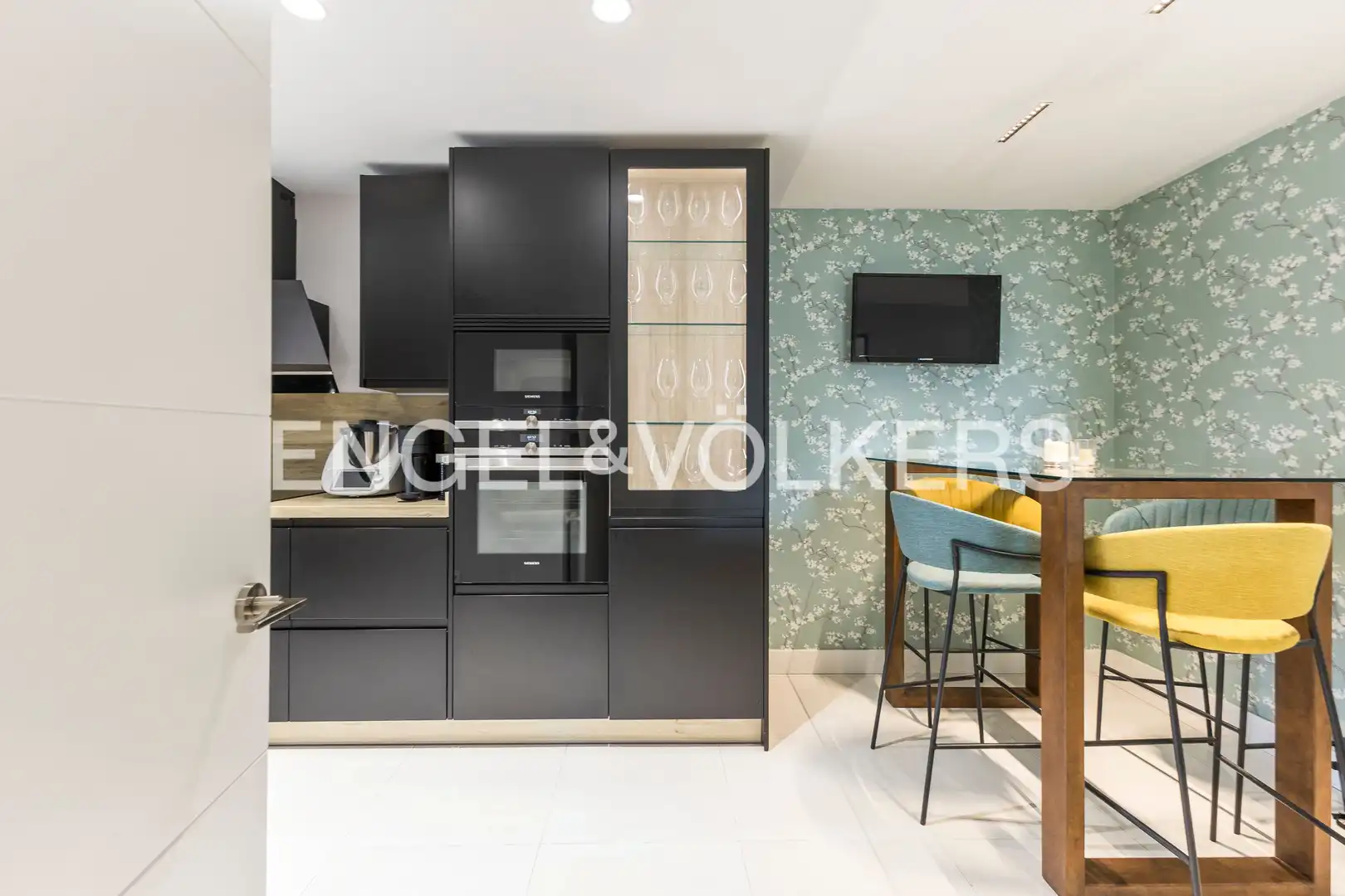 Flat for sale in Avenida de Pío XII, Castilla