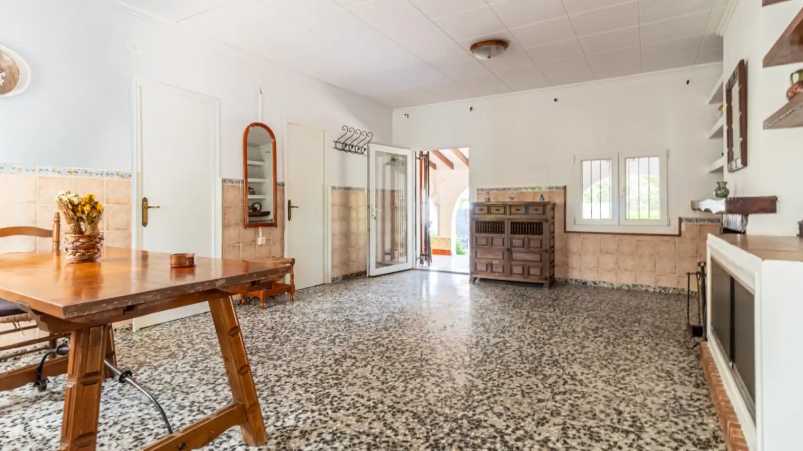Haus oder Chalet zum Verkauf in Dénia mit Privatgarten, Terrasse und Abstellraum