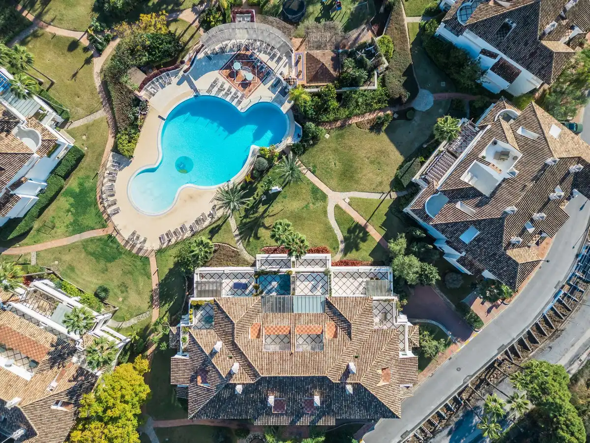 Piscina de Apartamento en venta en Milla de Oro