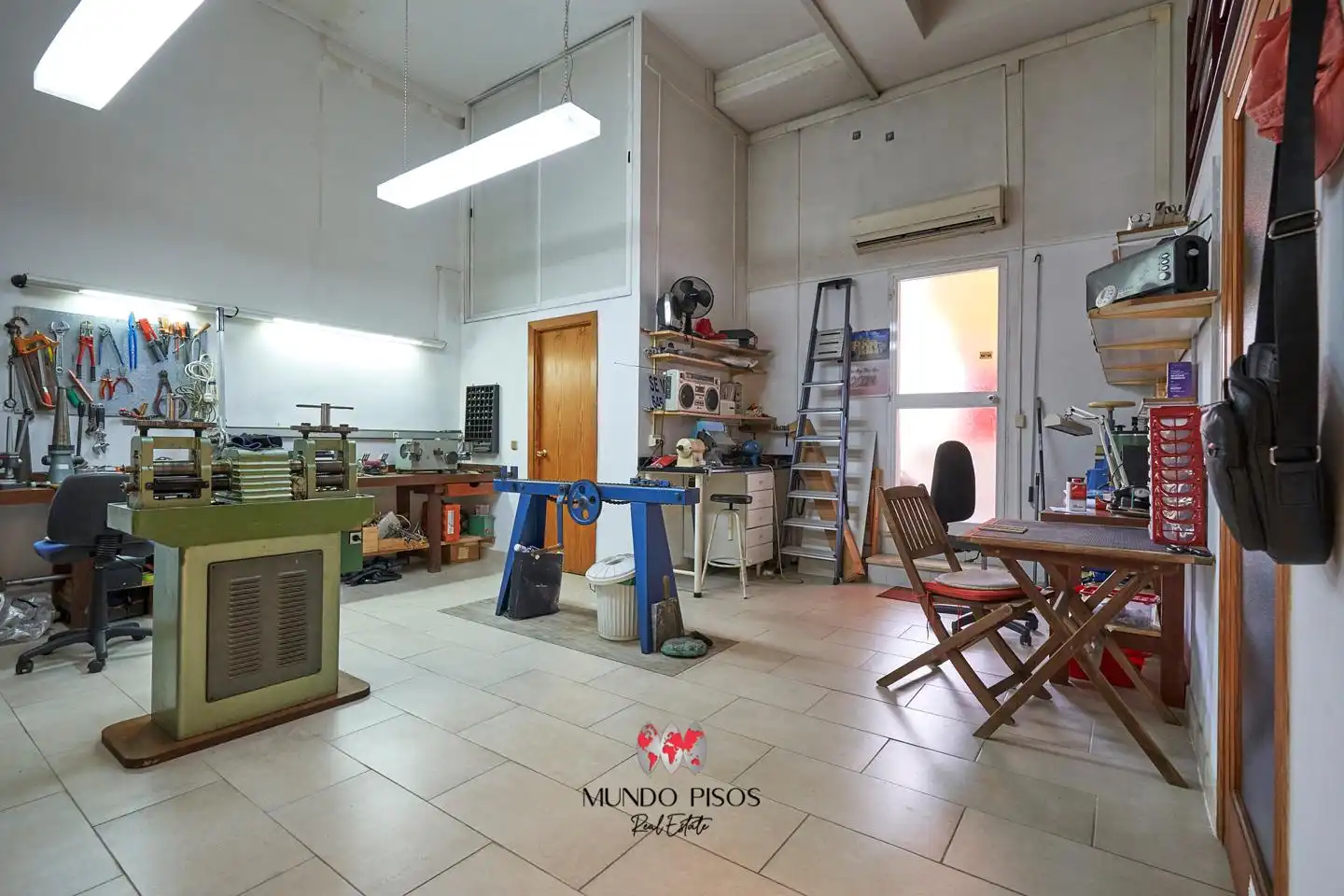 Local comercial en venda a Llevant, imagen 6