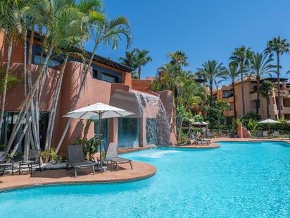 Exterior view of Apartment for sale in Marbella  with Terrace and Swimming Pool