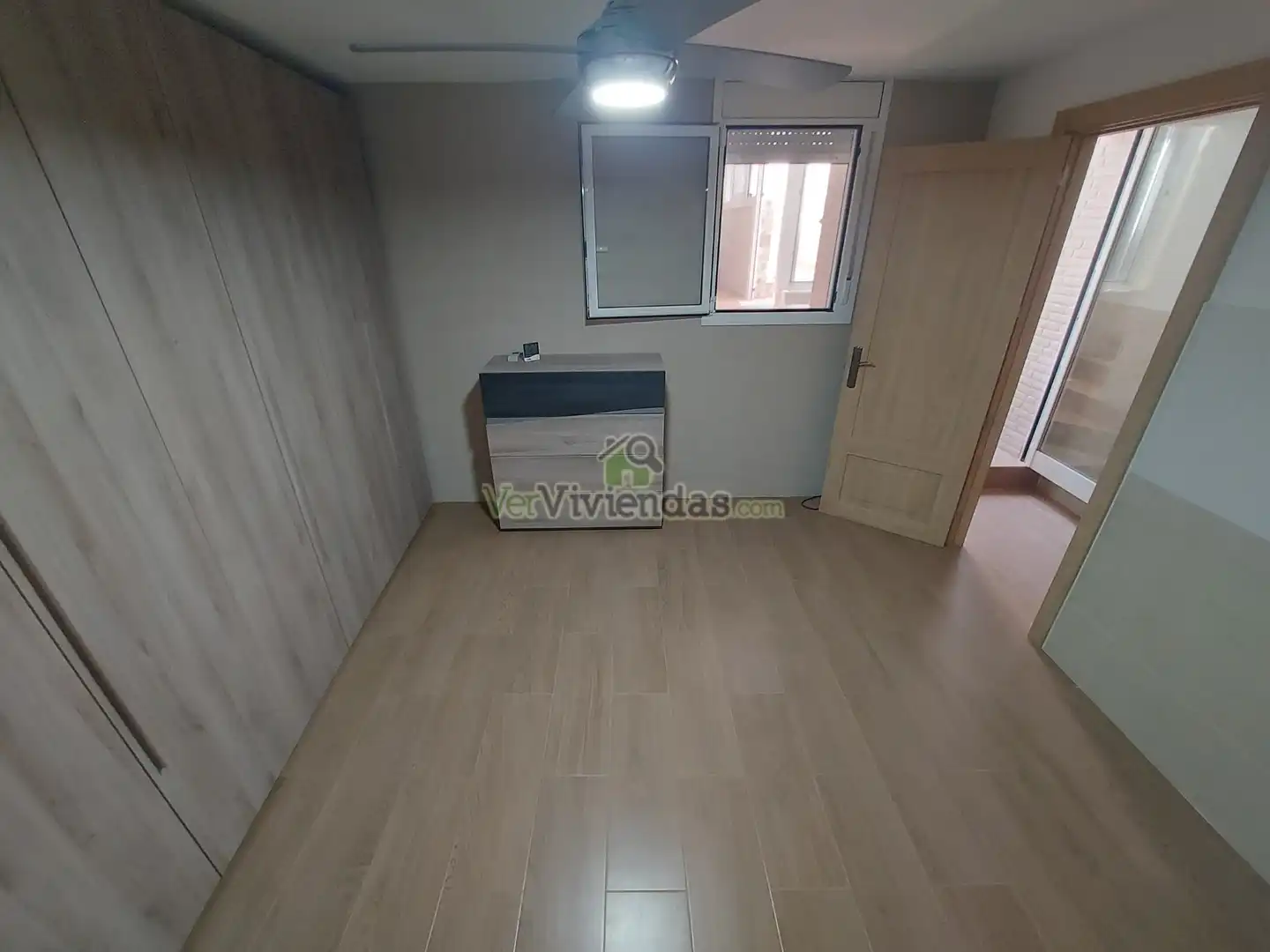 Habitación de Planta baja en venta en Castellar del Vallès con Terraza, Horno y Internet