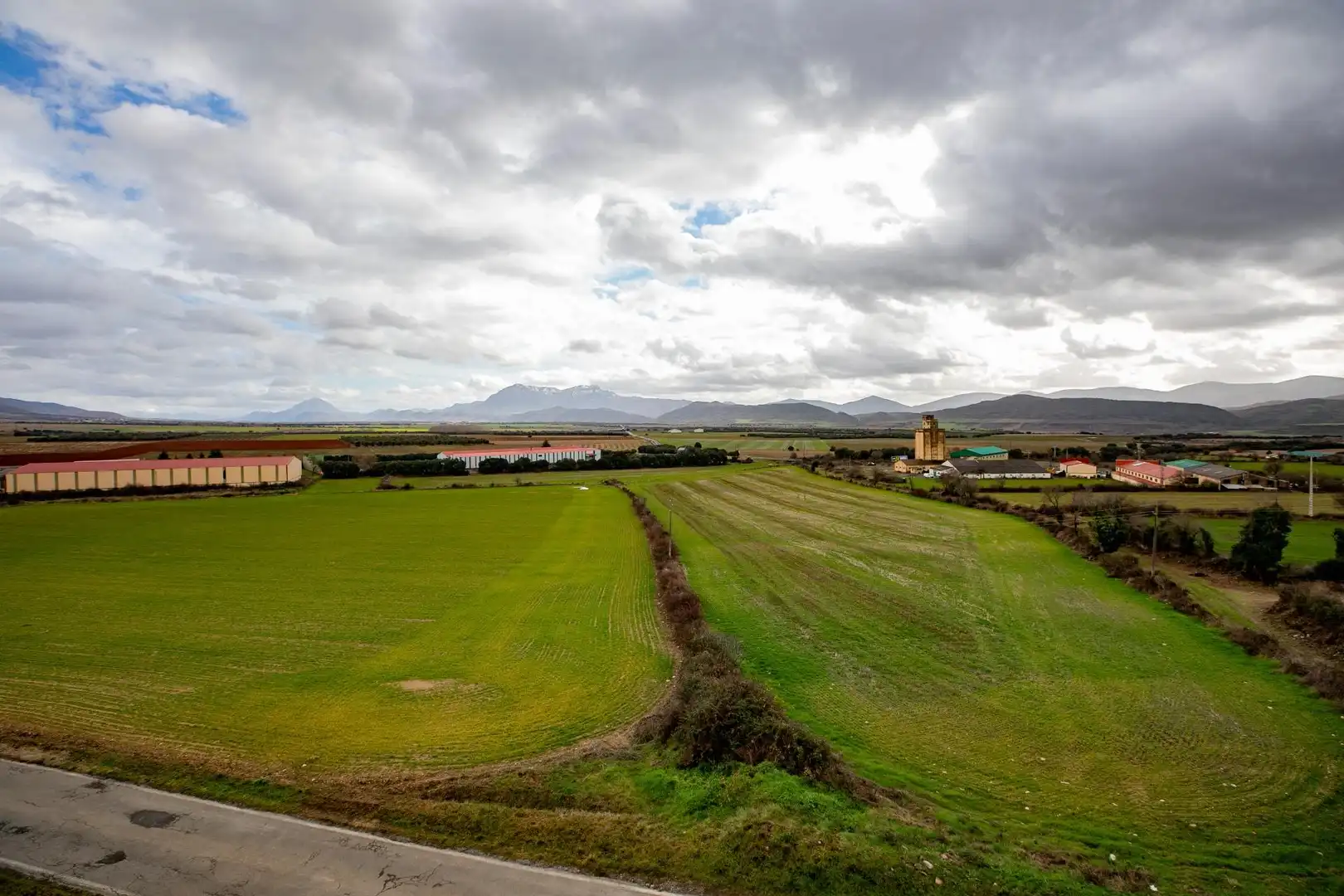 Duplexes for sale in Canal de Berdún  with Heating, Terrace and Storage room