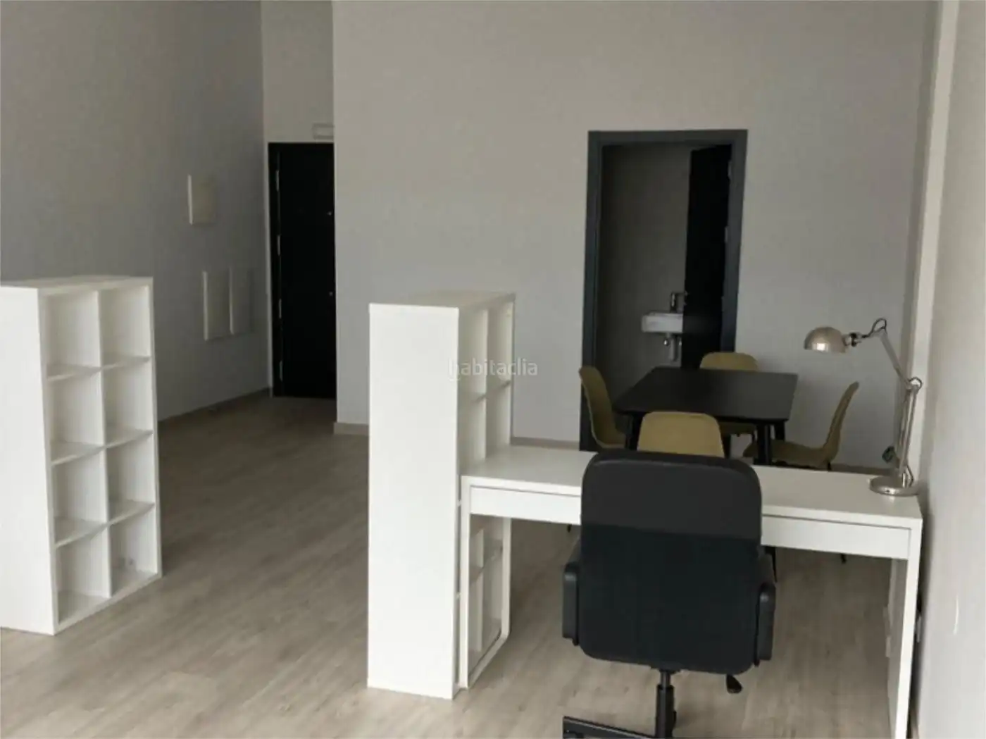 Ufficio in affitto a Ubarburu Pasalekua Ibilbidea 96, imagen 3