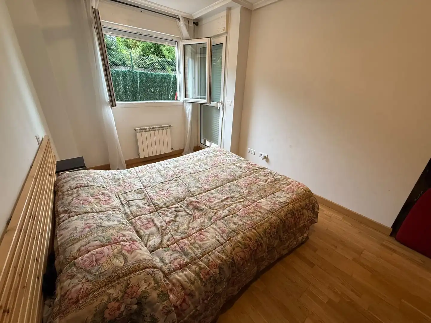 Habitación de Piso en venta en Hazas de Cesto con Calefacción, Terraza y Piscina comunitaria