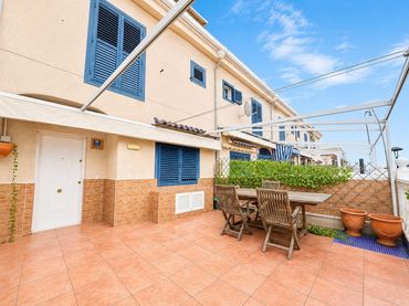 Bungalow con piscina in vendita a Gran Alacant