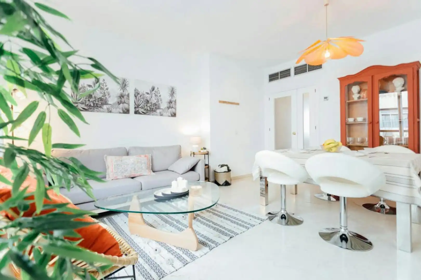 Sala de estar de Piso de alquiler en Sevilla con Aire acondicionado, Calefacción y Lavadora