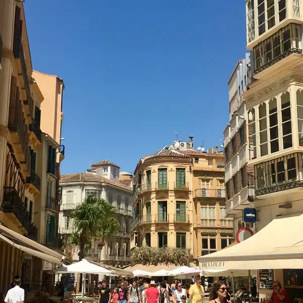 Vista exterior de Local en traspas en Málaga amb Aire condicionat, Calefacció i Terrassa