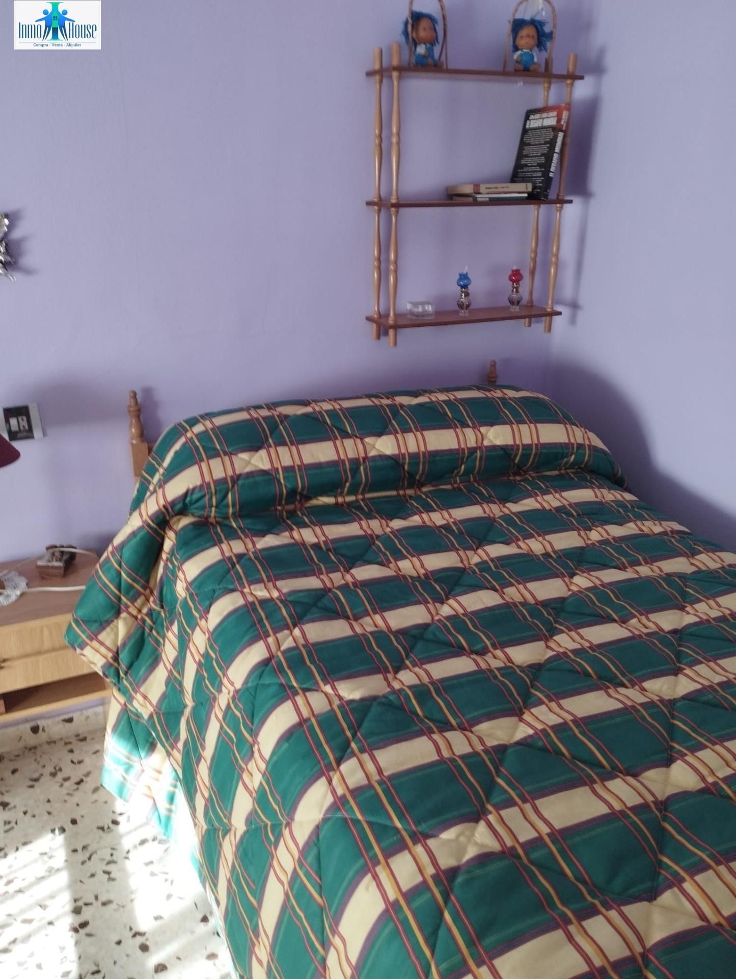 Dormitori de Casa adosada en venda en Balazote amb Jardí privat i Terrassa