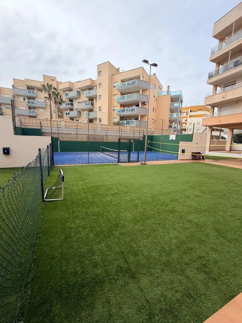 Terrasse von Wohnung zum Verkauf in Roquetas de Mar mit Klimaanlage, Möbliert und Gemeinschaftspool