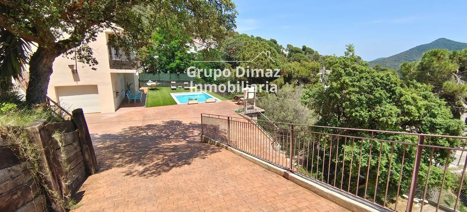 Casa amb piscina en venda a CENTRE, imagen 2