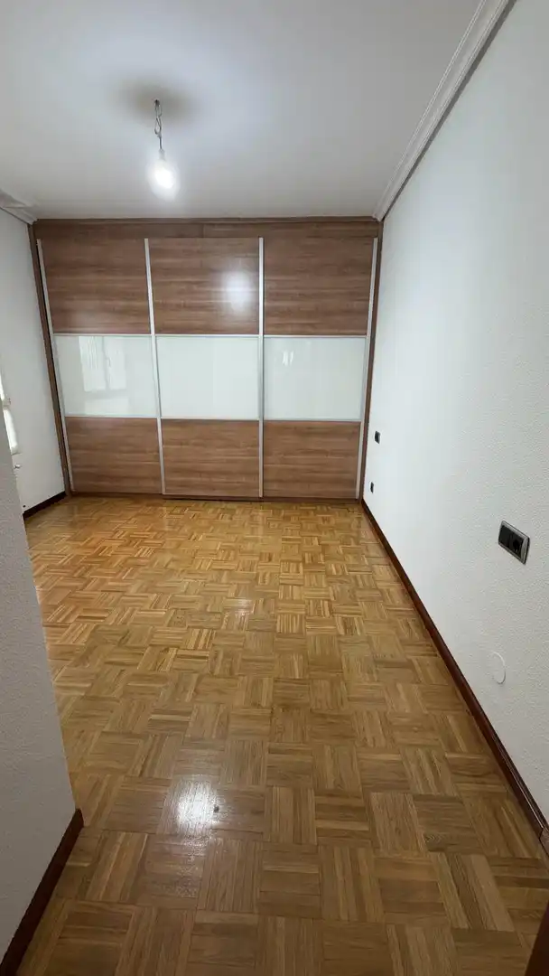 Bedroom of Flat for sale in Vitoria - Gasteiz  with Heating, Terrace and Storage room