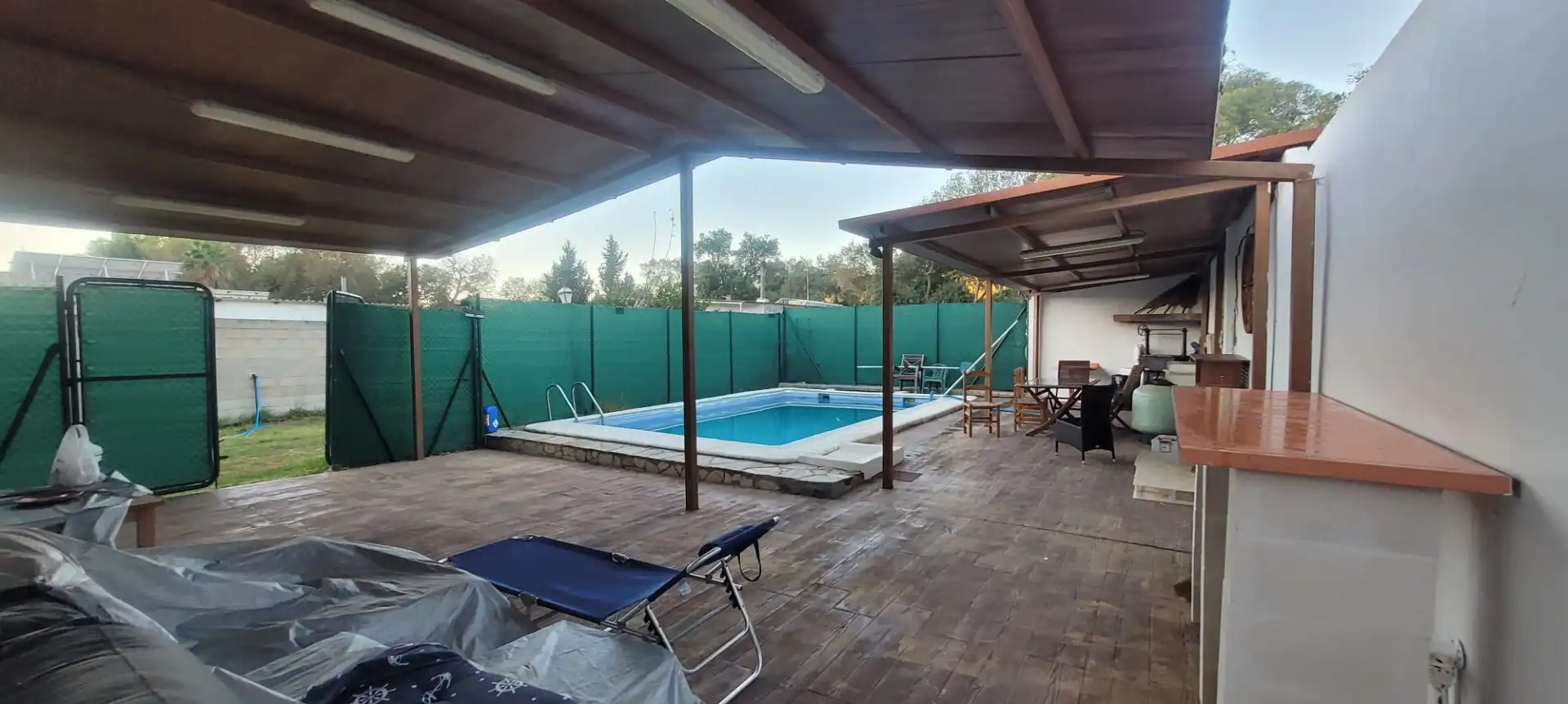 Piscina de Finca rústica en venda en Los Barrios amb Jardí privat, Piscina i Moblat