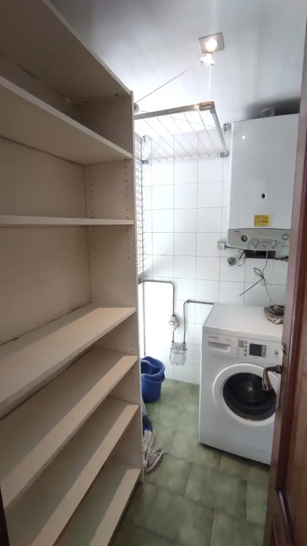 Cuina de Pis en venda en Eibar amb Calefacció, Parquet i Moblat