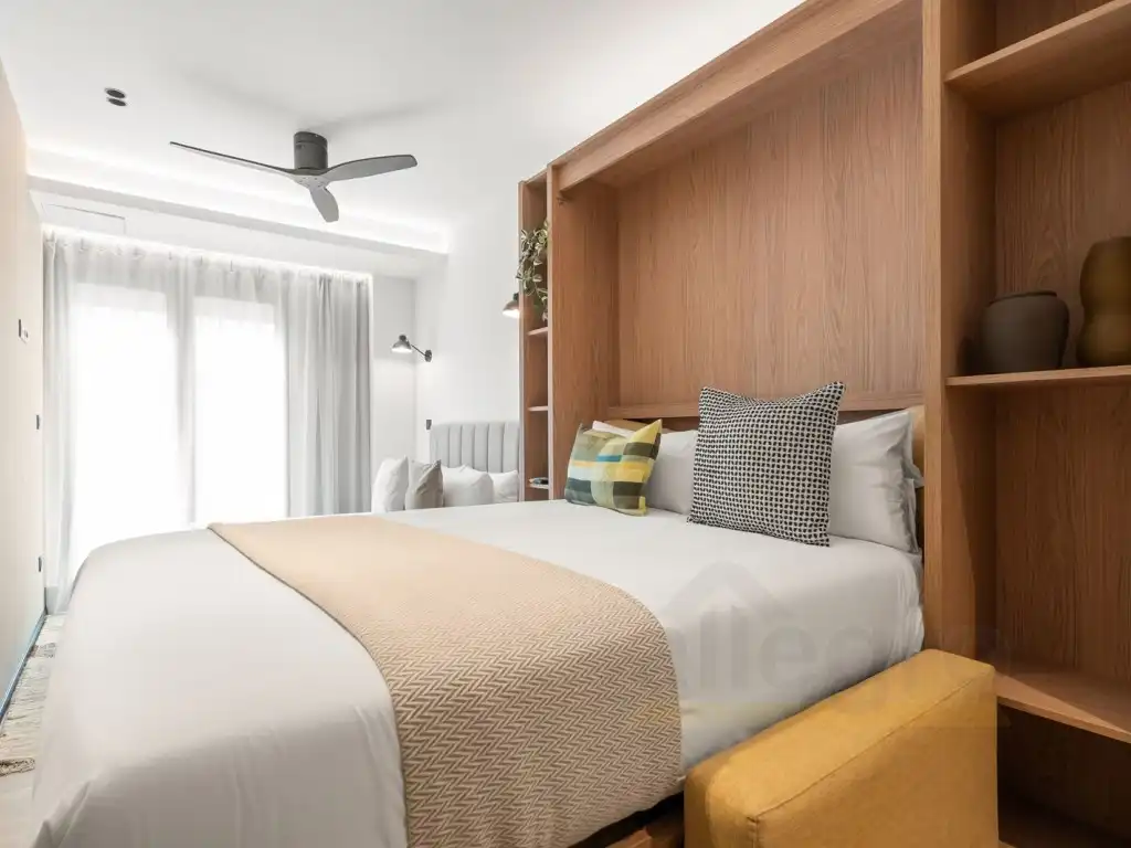 Bedroom of Commercial properties for sale in Puente de Vallecas
