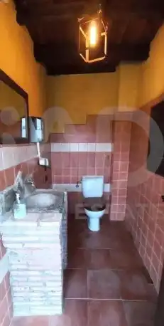 Badezimmer von Country house zum Verkauf in Los Navalucillos mit Heizung, Terrasse und Schwimmbad